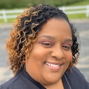 Meet your Posher, Beverly